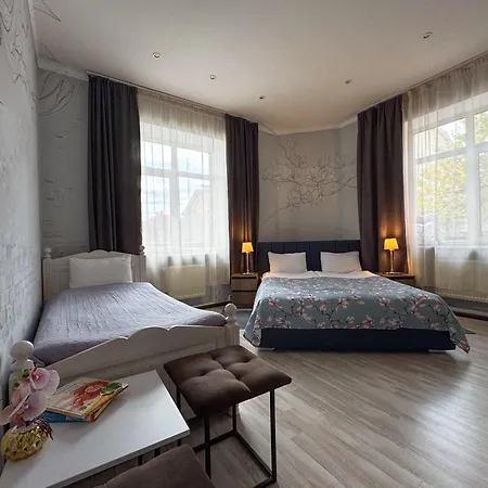 Otel Signeev's *